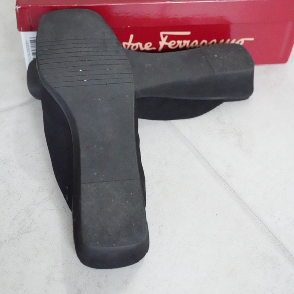 Authentic Salvatorre Ferragamo shoes - Picture 5 of 5